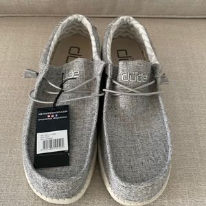 BRAND NEW Hey Dude Wally Linen Men’s Shows. Color:Iron